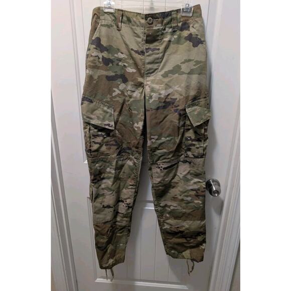 A23, Small Short Cotton Nylon OCP Army Camouflage Pants 8415-01-623-4175 - Picture 1 of 9